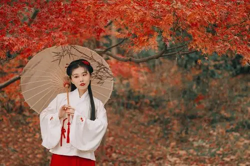 深秋_人像_poco摄影,古风,汉服,枫叶