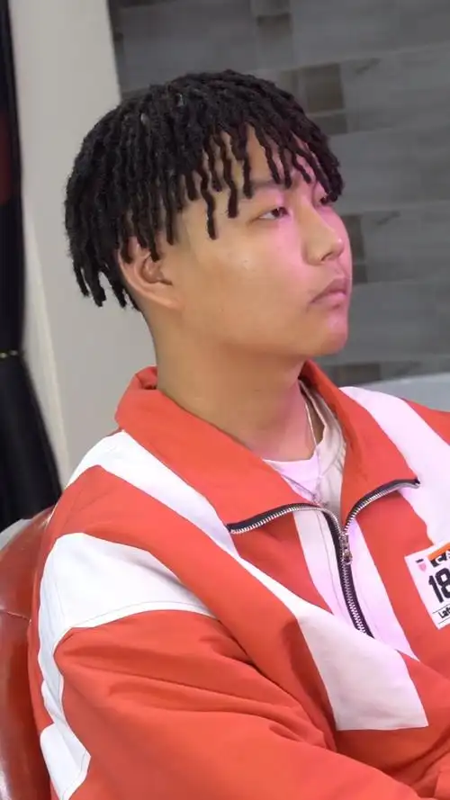 圆脸最适合这款美式脏辫