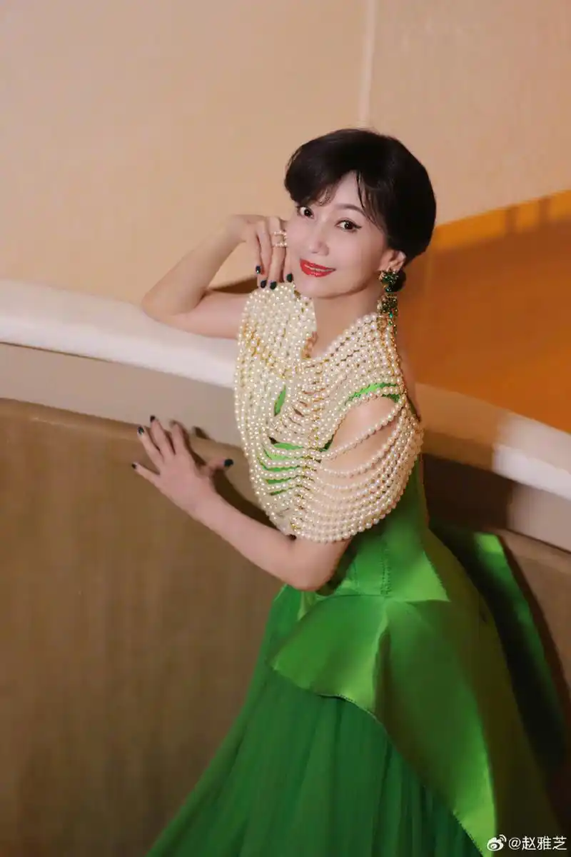 将近70岁的赵雅芝,真是冻龄女神!