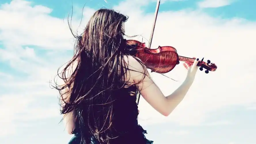拉小提琴的唯美女孩背影,女孩,壁纸拉小提琴的唯美女孩背影