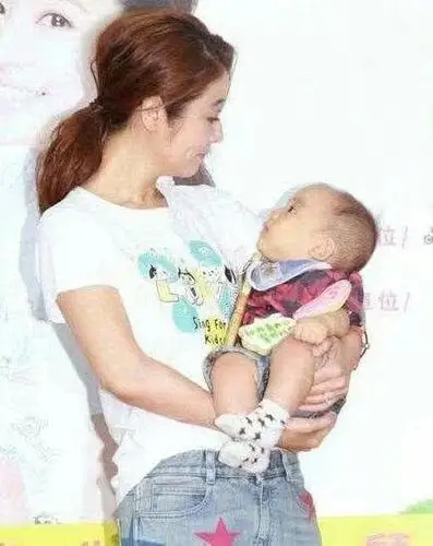 孕乐宝!林心如二胎最新消息"春风得意"-第1张图片-萨瓦博客