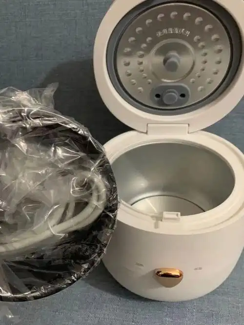 美的电饭煲37独居女孩冲冲冲