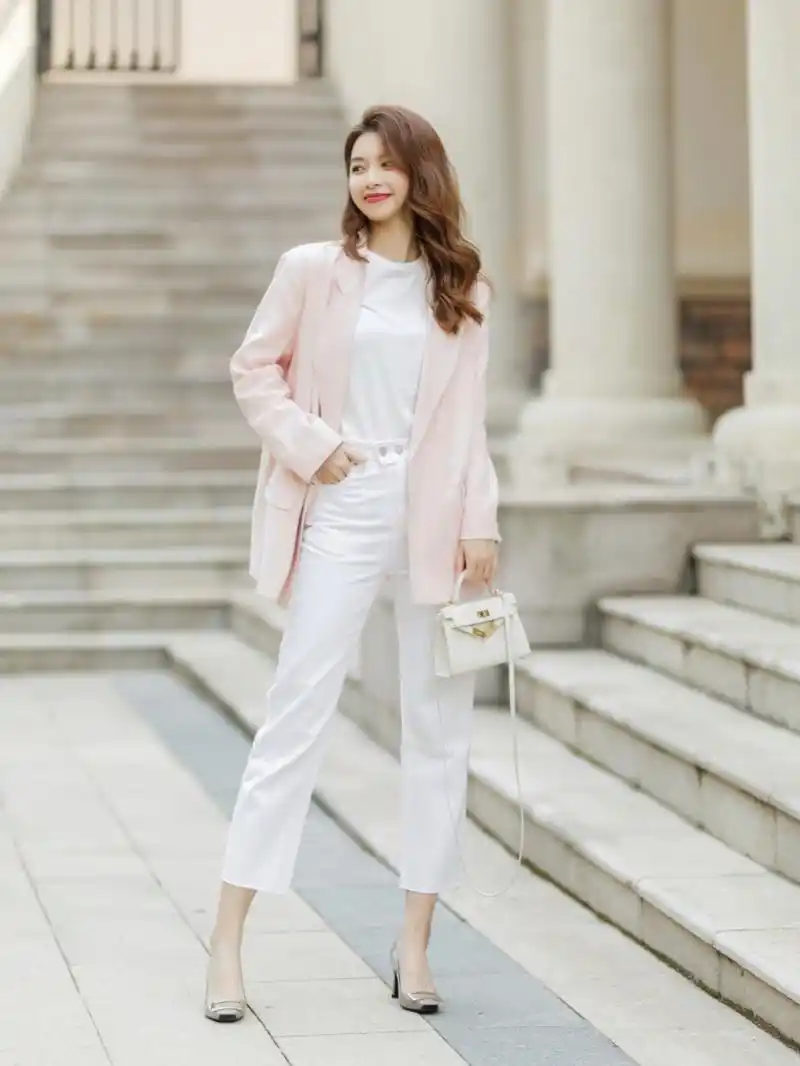 全身照怎么拍,9个拍照姿势,拍出自然漂亮,大长腿 - 摄影师15795379864