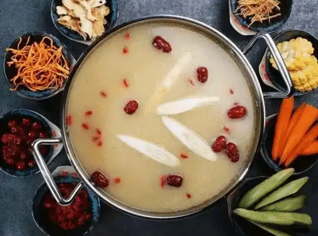 吃火锅为啥不能点"清汤锅"?服务员:有猫腻,专门坑不懂的人!