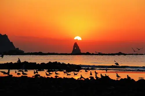 青岛石老人日出随拍——缘来有你!