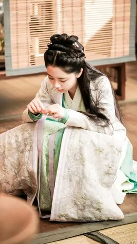 锦衣之下‖手机壁纸9p‖禁二改陆 绎‖任嘉伦 袁今夏‖谭松韵 cr