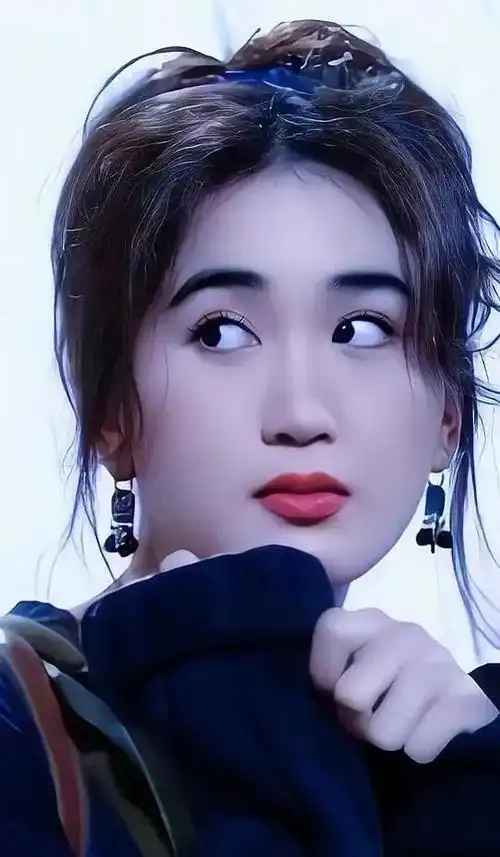 温碧霞年轻时有多美