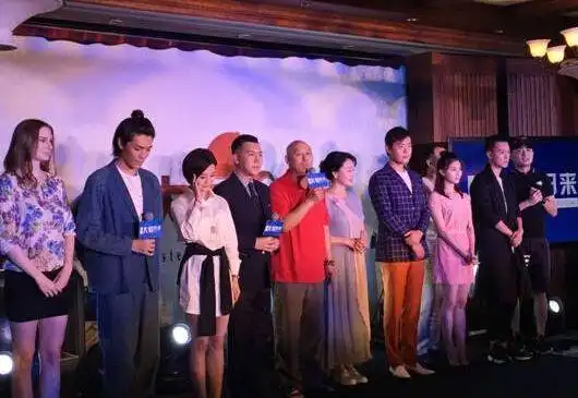 张桐加盟喜剧电影大导归来变身霸道总裁