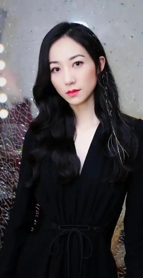 韩雪个人简历资料,爷爷是开国将军(韩雪的爷爷是什么来历)