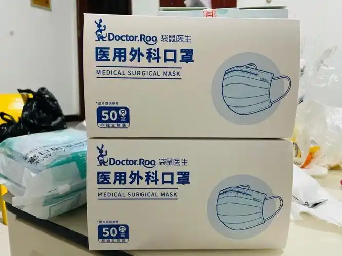 防疫口罩囤起来袋鼠医生