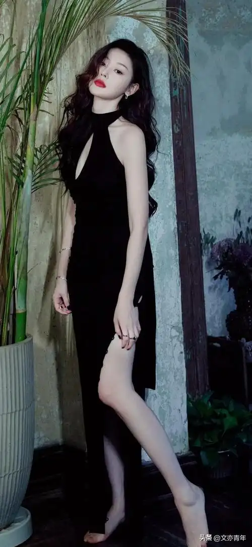 张天爱超清壁纸丨眼见都不一定为实,更何况是道听途说