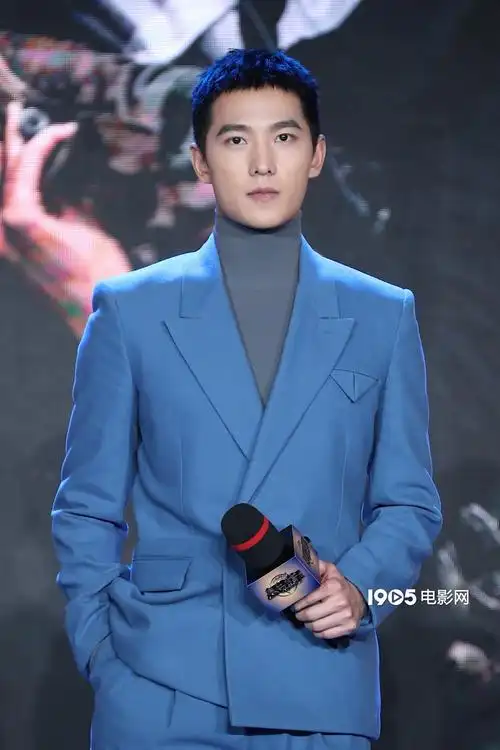 成龙拍《急先锋》吓哭唐季礼 艾伦银幕初吻献杨洋