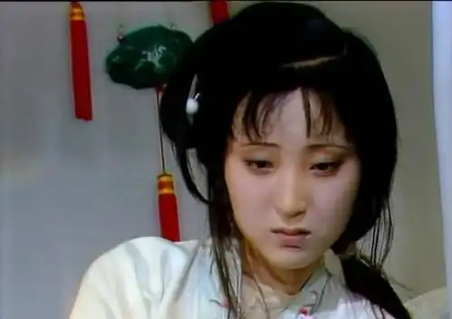 陈晓旭版本《红楼梦》梨花带雨的林黛玉,哪一张哭到你的心坎里?