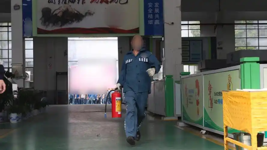 赤山监狱四监区开展消防演练暨消防安全知识宣讲