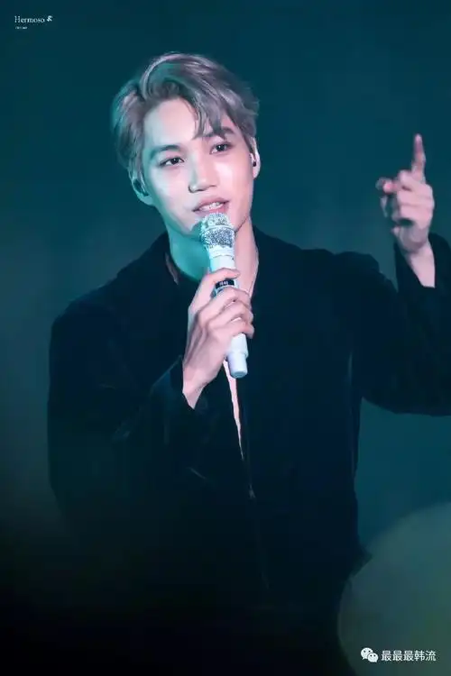 但是当然也不要因为这一事而否定他们的付出,金钟仁作为主舞,在舞台上