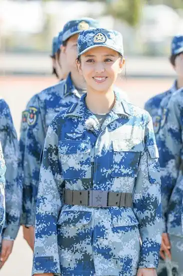 佟丽娅《真正男子汉2》被赞完美 "橘17"