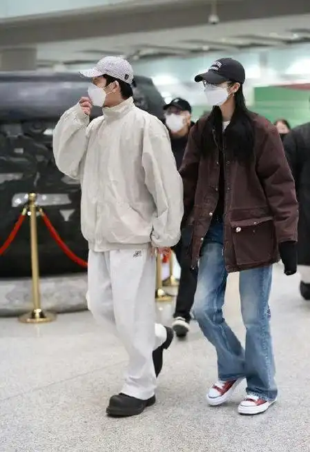 井柏然刘雯两个人的颜值身高都好配 有点子好嗑