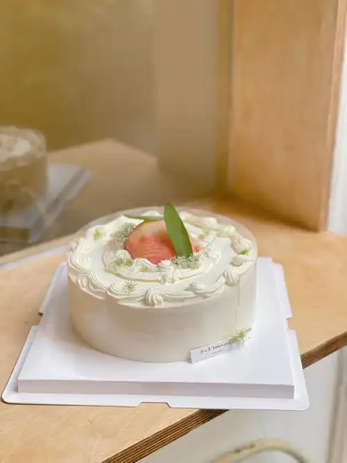 白桃乌龙奶油蛋糕