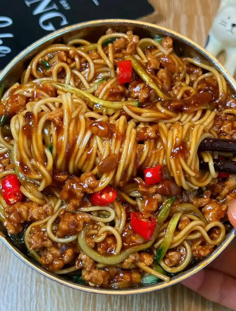 没食欲来上一碗这样的炸酱面会不够吃的～#图文伙伴计划 做法超 - 抖