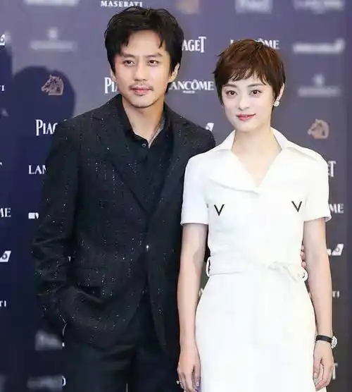 孙俪晒出游照,儿子等等又高又瘦,女儿小花皮肤黝黑像邓超_因为_照片