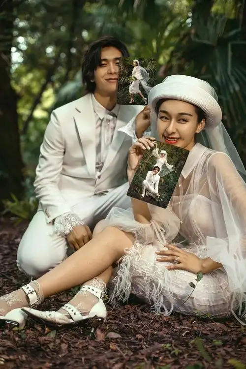 自由数码培训陈畅的婚纱摄影作品《ins风森系样片》