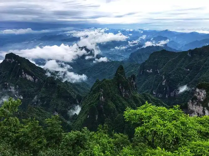 天门山风景秀丽,好久没有拍风景照,真实的景比照片好看,哈哈 - 垚驴 -