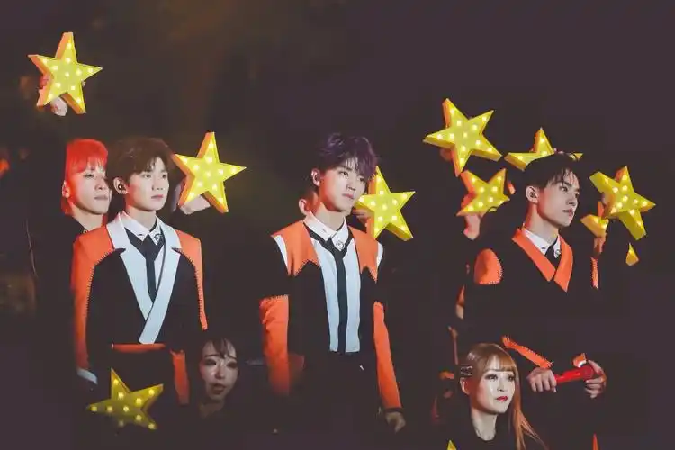 tfboys五周年演唱会上对粉丝说的话