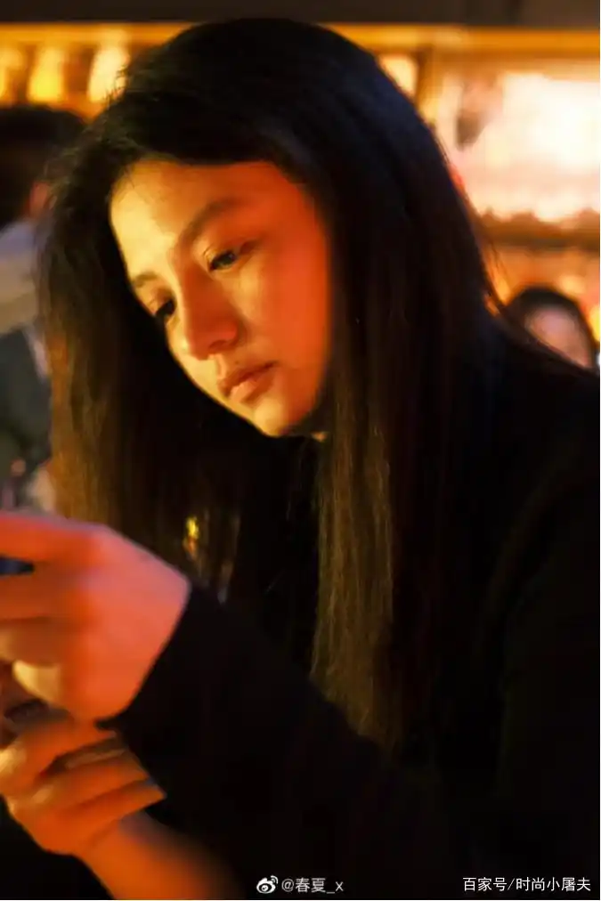 演员春夏,终于在春天这个季节里开始绽放她的魅力了