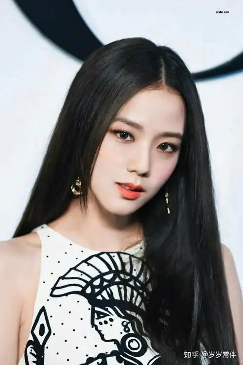 为什么金智秀的颜值会崩? - 知乎