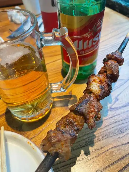 正宗羊肉串乌苏啤酒明天开始组队
