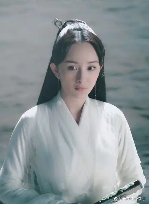 盘点古装白衣女神,热巴杨紫惊艳,最后一位成为难以超越的"美"