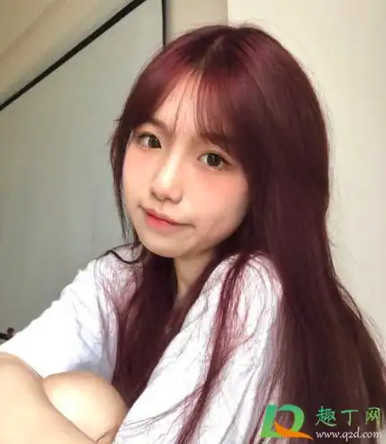 红棕色头发容易掉色吗