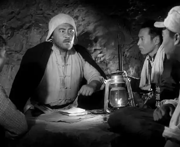 解码传奇抗战老电影地道战和它背后的故事