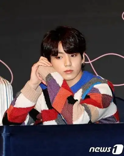 防弹少年团田柾国脚跟受伤多图多料感兴趣的来探讨逼黑到底有多黑