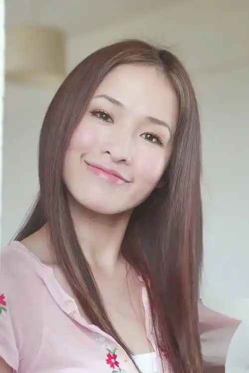 39岁萧亚轩性感写真集,才华与美貌齐飞,看图就知道这谁顶得住的魅力