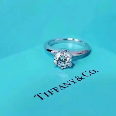 蒂芙尼一克拉钻石婚戒结婚钻戒六爪戒指女戒