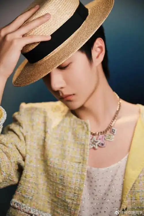 王一博gq红毯出图