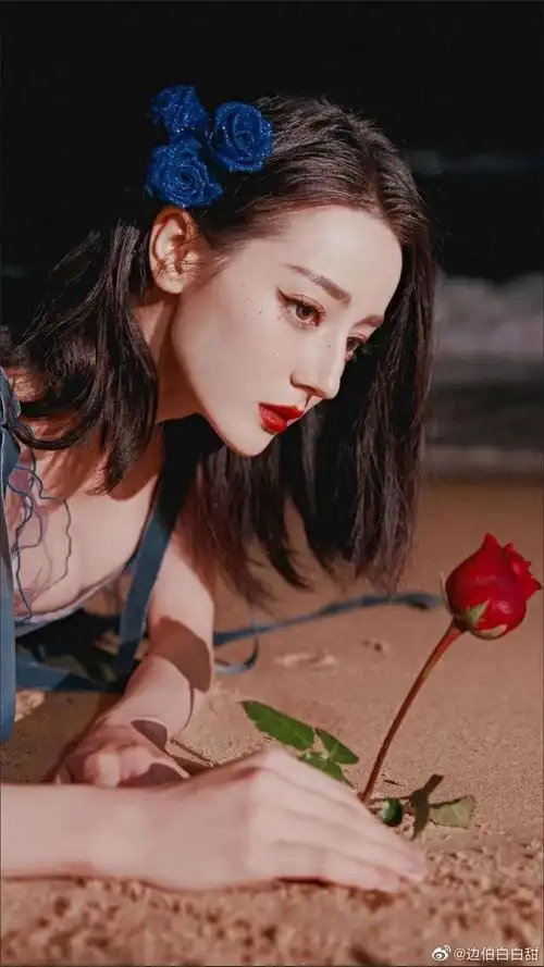 迪丽热巴锁屏壁纸大全迪丽热巴锁屏壁纸大全高清