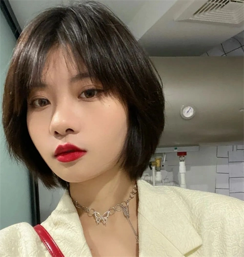 多种流行短发风格 甜飒短发张扬个性_女生卷发 - 美发站