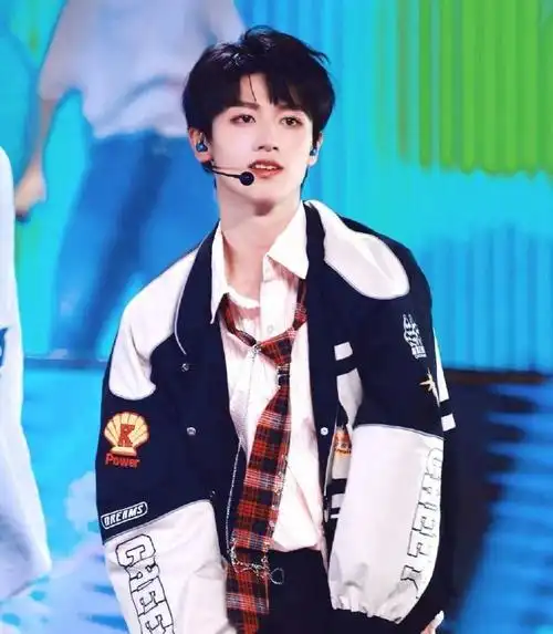 m鹿m@张艺兴@鞠婧祎@tfboys-王俊凯@tfboys-王源@tfboys-易烊千玺unn