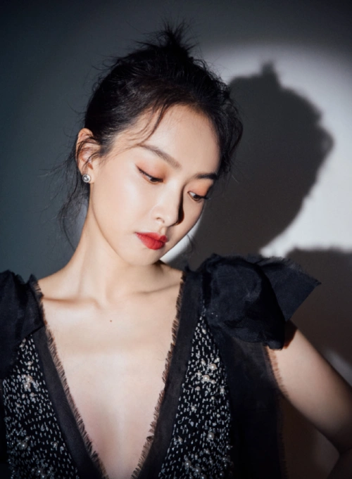 新疆棉事件升级!张艺兴,宋茜,王嘉尔的ins评论被偷国人屠了