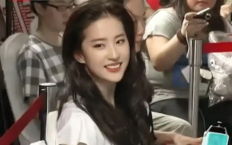 盘点刘亦菲那些神图诞生的瞬间