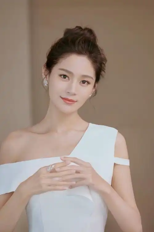 回顾王媛可对王雨一见钟情5年暗恋终成眷属结婚生子收获幸福