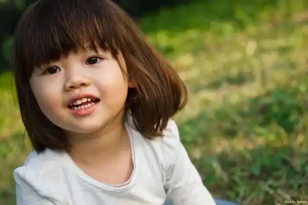 小学生发型女短发怎么做