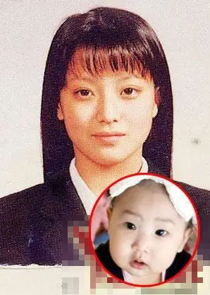 金喜善跟女儿童年照对比