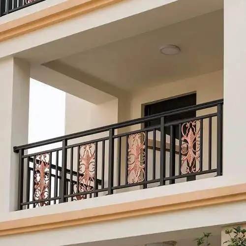 阳台护栏福建铁艺铝艺阳台围栏自建房阳台护栏 - 蓝舰护栏定制源头