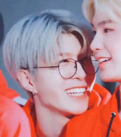 皇权富贵自截头像