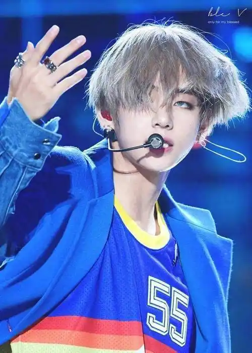 防弹少年团神颜金泰亨,不一样的他,也更让我们喜欢了_舞台_明星_国家