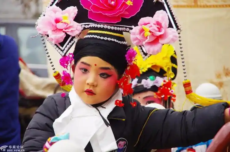 蓝田史家寨的社火娃娃