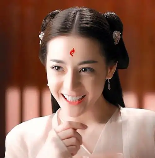 古装剧双丫髻造型:躲过了赵丽颖,避开了热巴,唯独败给了鞠婧祎